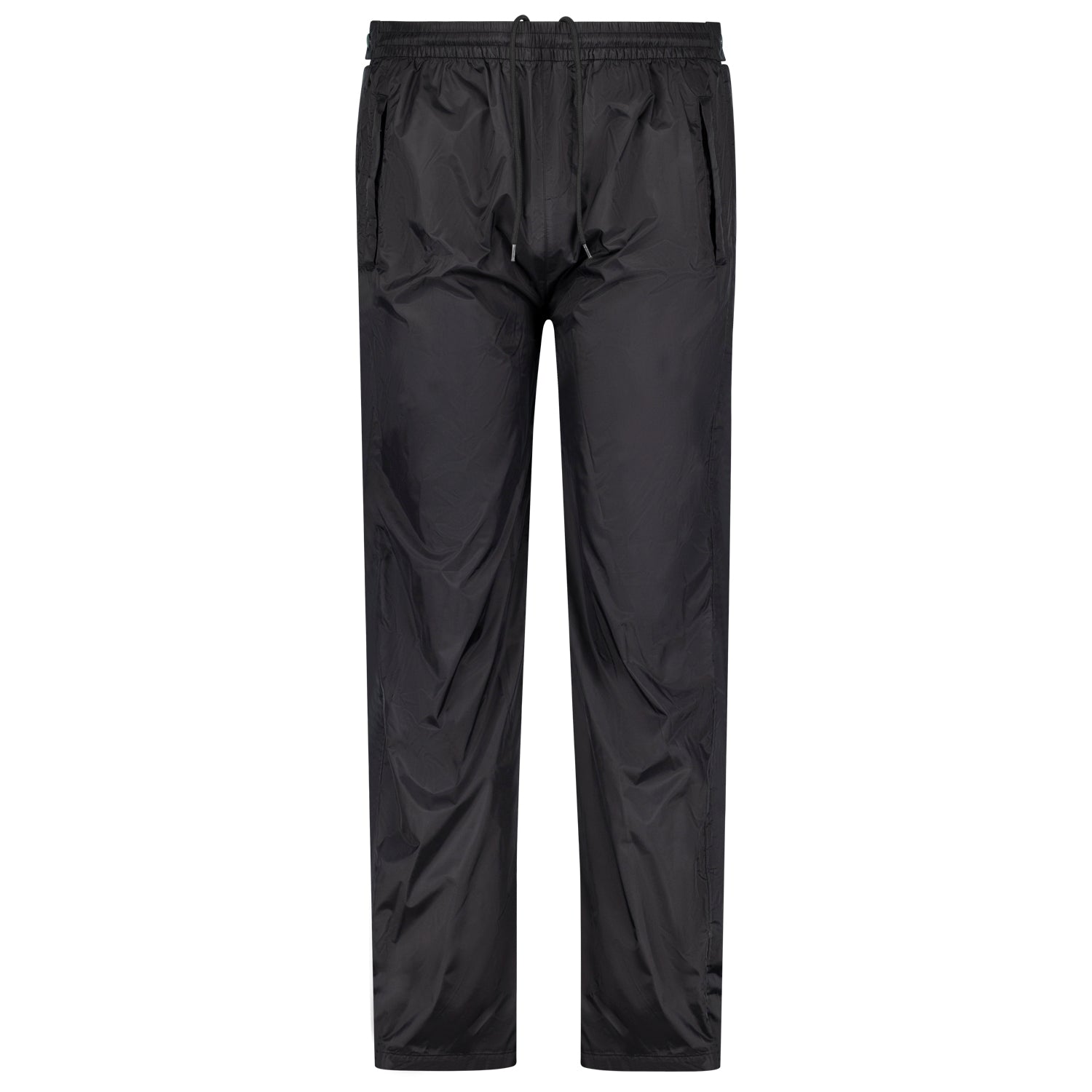 Vorderansicht der schwarzen Herren-Regenhose in Übergröße von ADAMO mit Reißverschlusstaschen und elastischem Bund